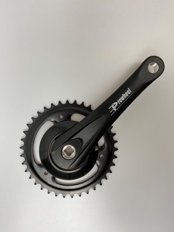 Kurbelgarnitur mit Pedalarm