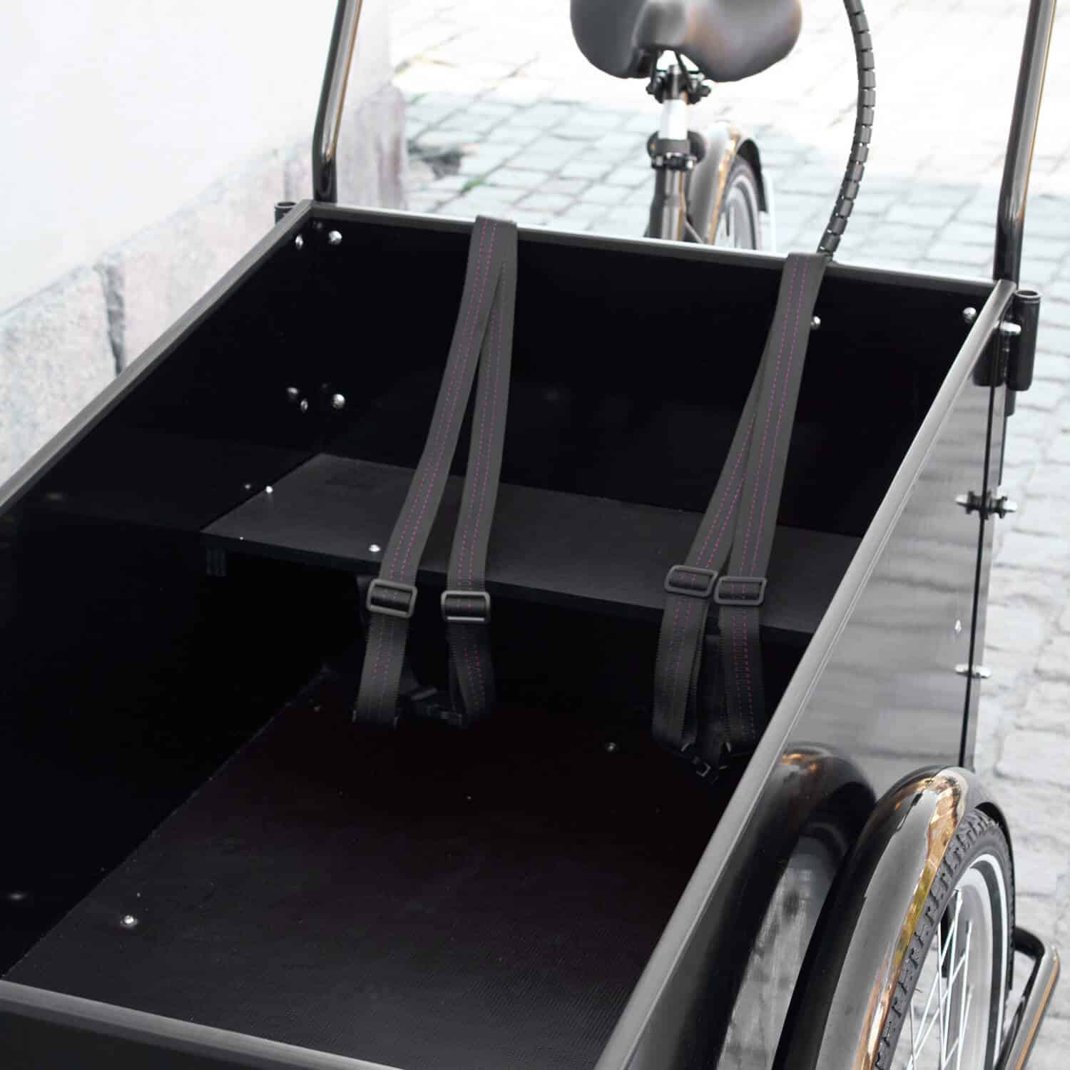 Children bench for cargo bike