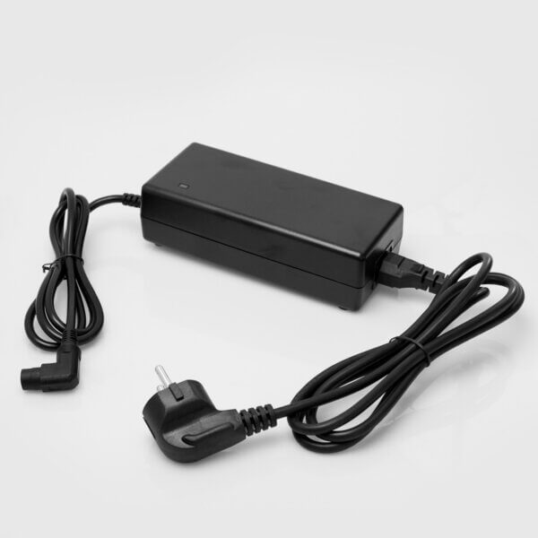 Lader 36 V for Ultimate Curve og Harmony Lastesykler